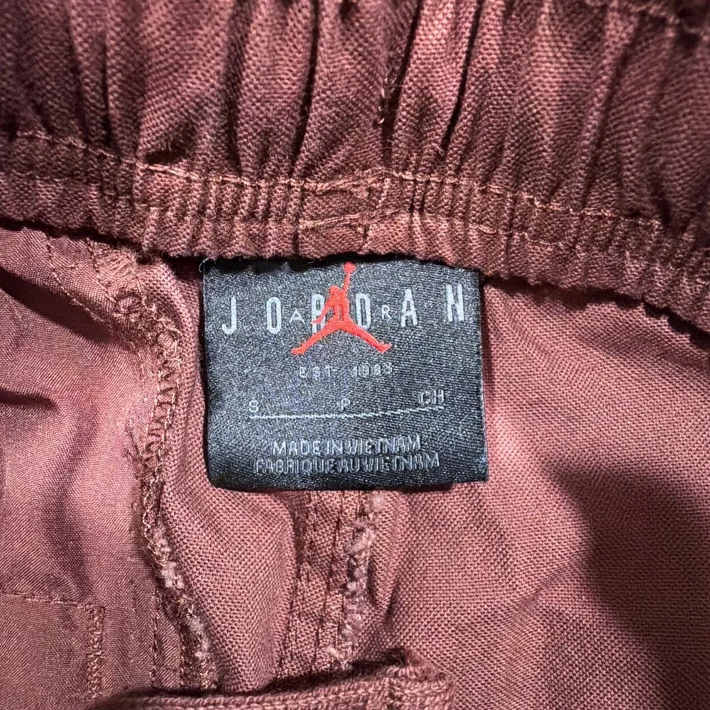 Nike Air Jordan Double Knee Pants Men's SMALL Burgundy Red Skate Baggy 30